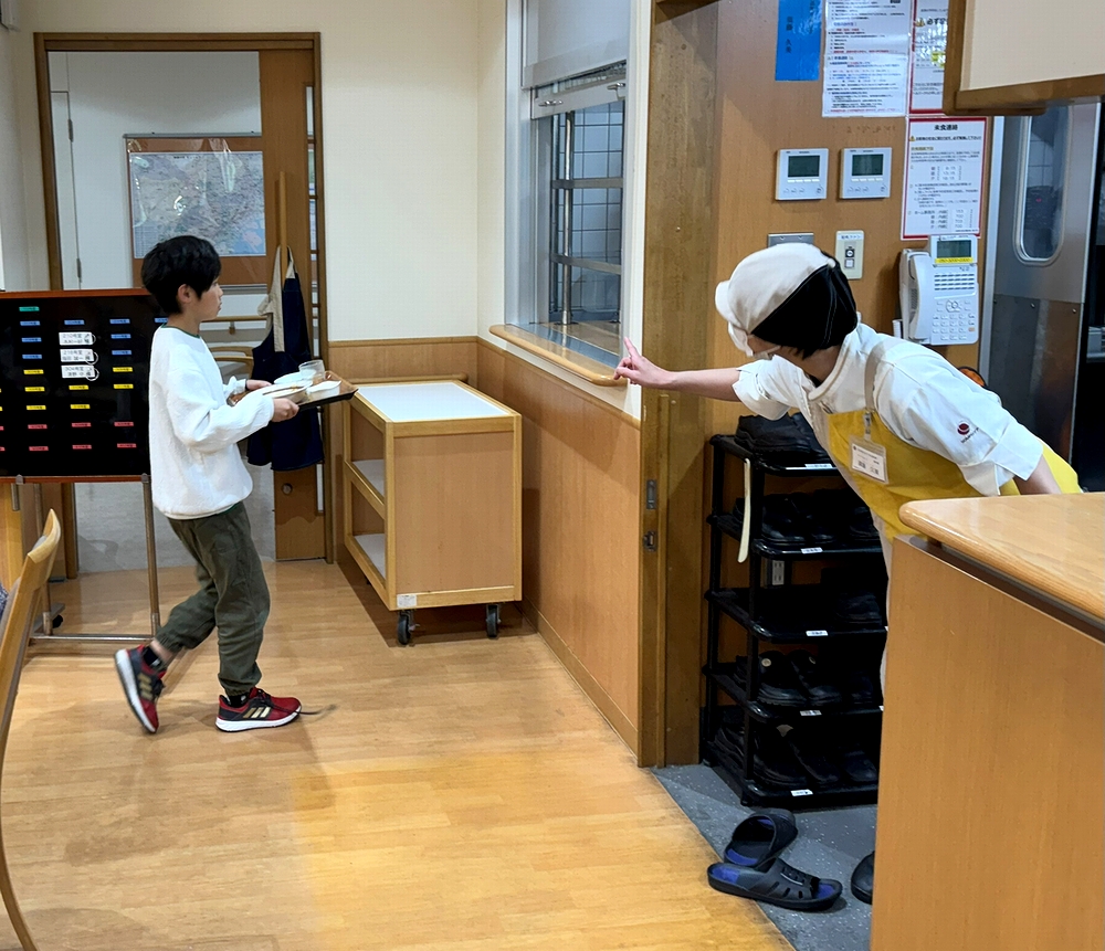 子ども食堂風景2