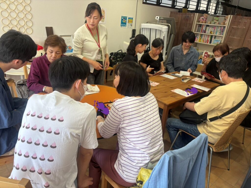楽しいスマホ教室（シニアスマホ講座）風景写真2